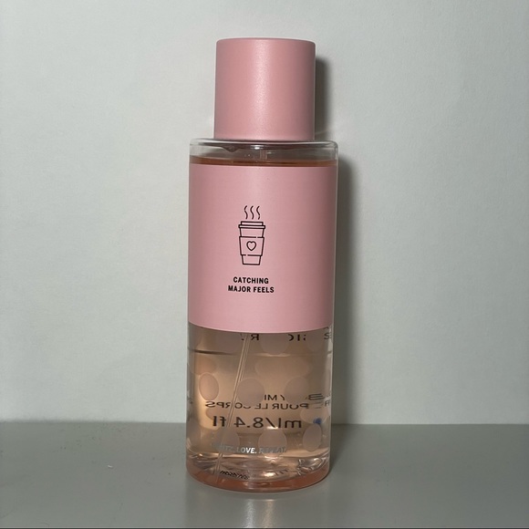 PINK Body Mist - Picture 2 of 2